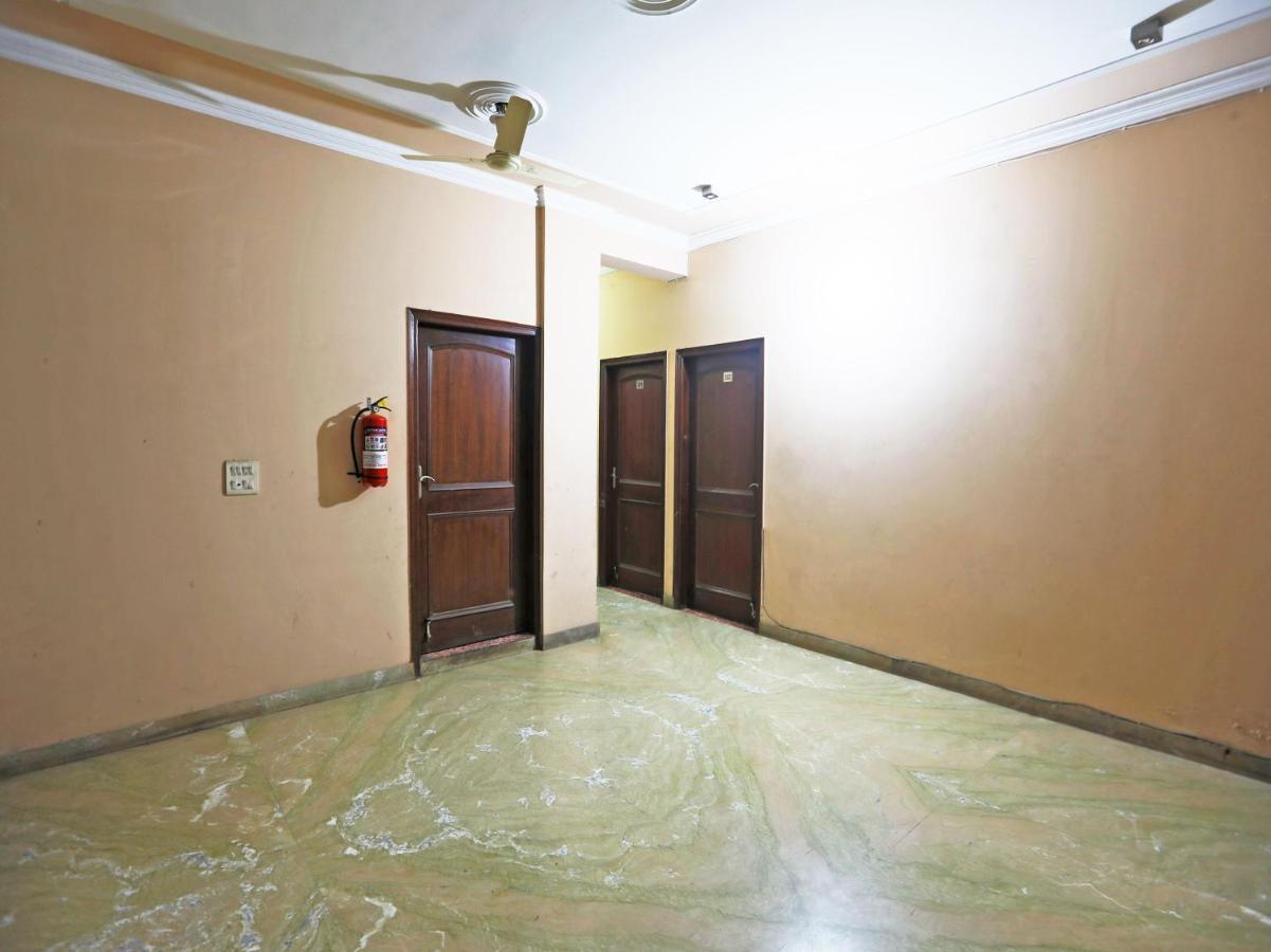 Oyo 72429 New Abhinandan Hotel Amroha Dış mekan fotoğraf