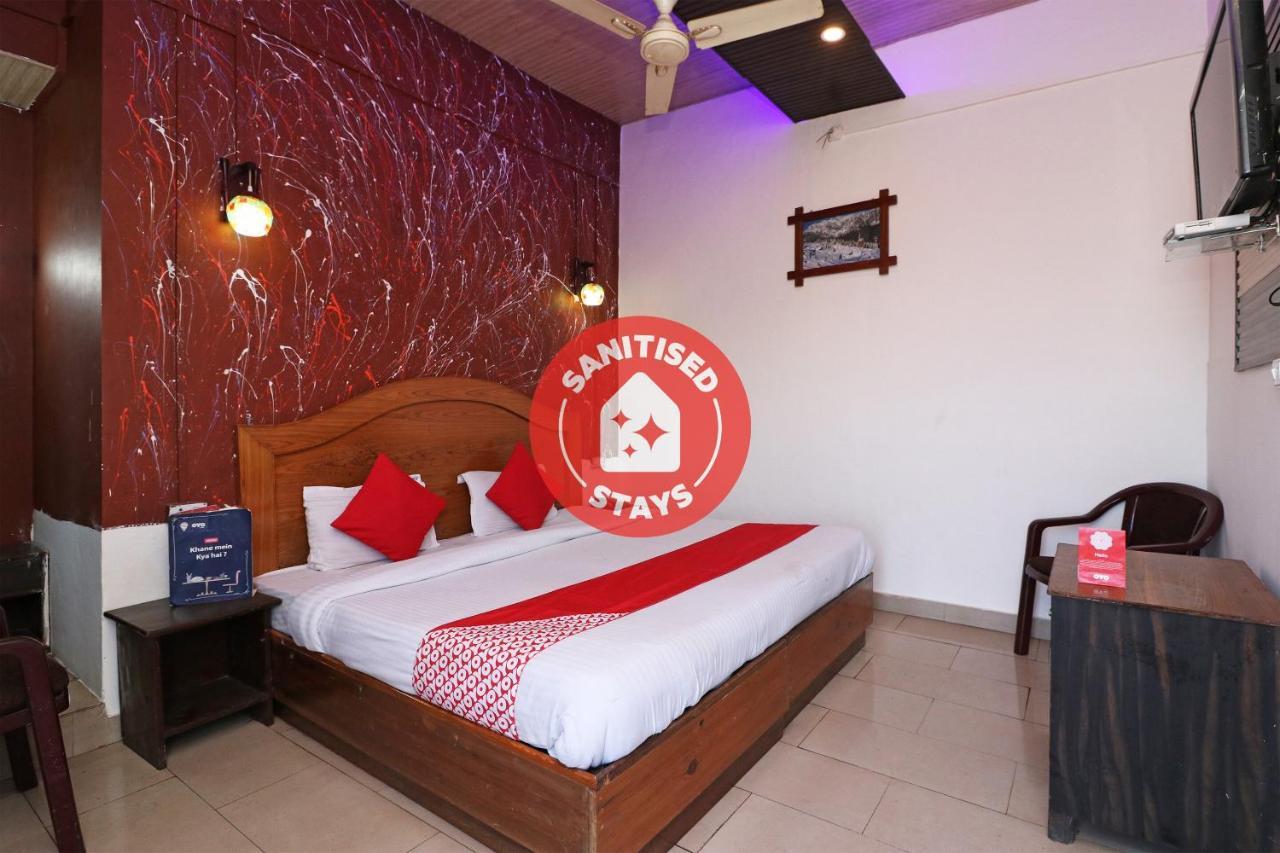 Oyo 72429 New Abhinandan Hotel Amroha Dış mekan fotoğraf