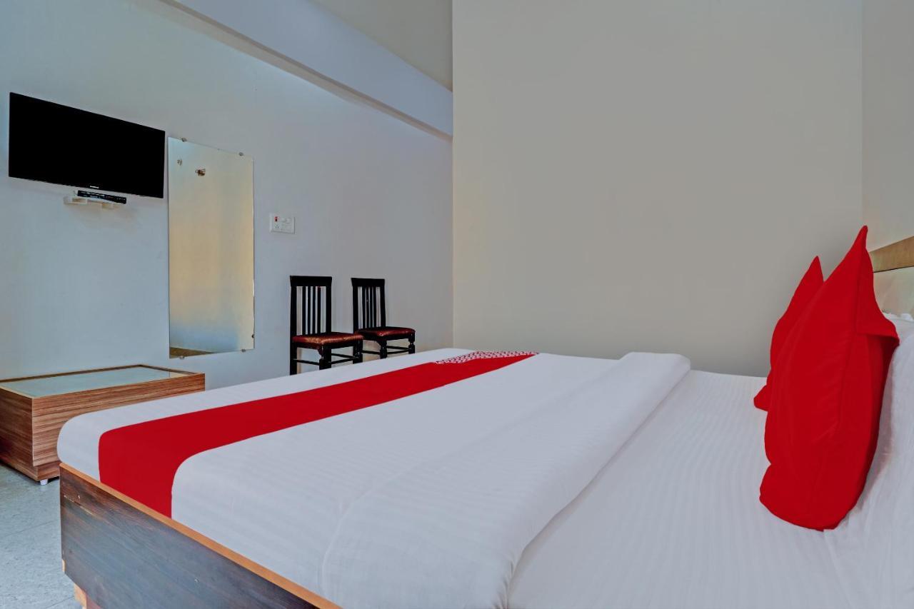 Oyo 72429 New Abhinandan Hotel Amroha Dış mekan fotoğraf